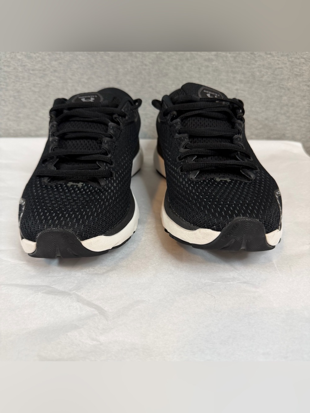 Under Armour HOVR Infinite 5 Running Shoes Women’s 7.5 3026550-002 Black Good - Picture 2 of 12